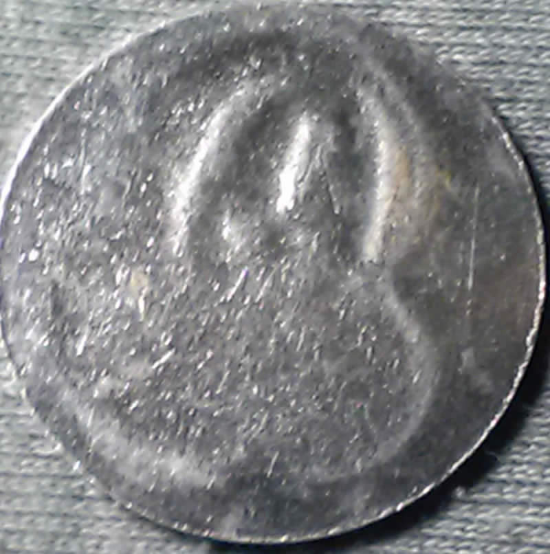2002-20-Euro-Coin-With-Indent-Error?-And-Cherry-Token-With-Brockage-Error?